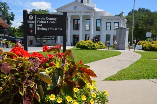 Swain County Visitor Center and Heritage Museum